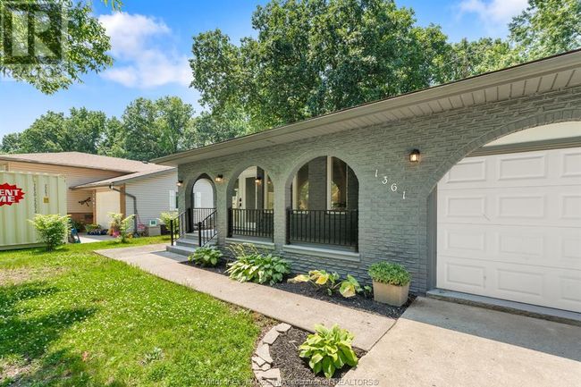 1361 Isabelle Pl, Home with 5 bedrooms, 2 bathrooms and null parking in Windsor ON | Image 5