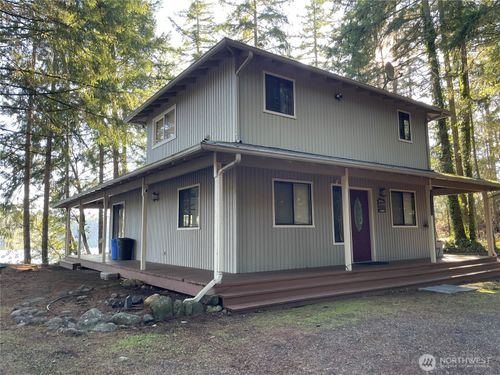 17812 Clear Lake Blvd Se, Yelm, WA, 98597-8955 | Card Image