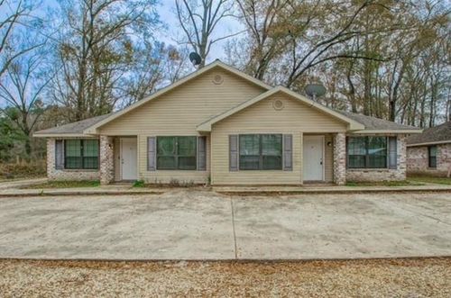540 S 1st St, Ponchatoula, LA, 70454-2847 | Card Image
