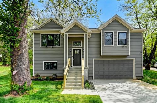 631 N 62nd St, Kansas City, KS, 66102-3186 | Card Image