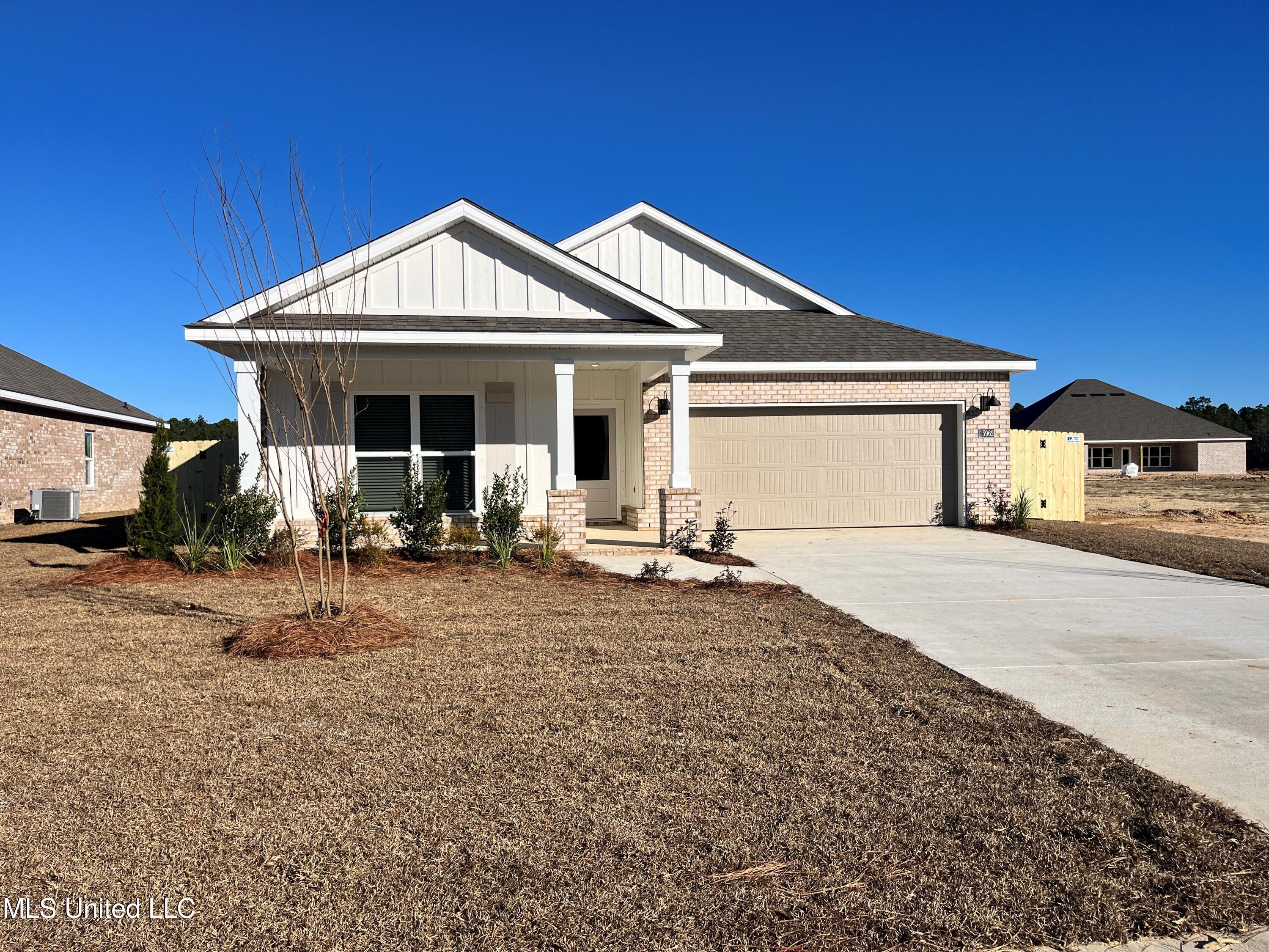 15962 Blue Ridge Drive, For Sale in Saucier Zoocasa