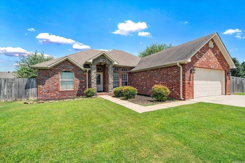 102 Lenford Dr, Bono, AR, 72416-8526 | Card Image