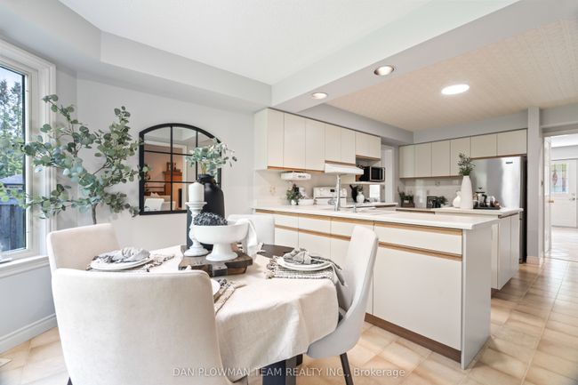 132 Samac Trail, House other with 5 bedrooms, 3 bathrooms and 2 parking in Oshawa ON | Image 16