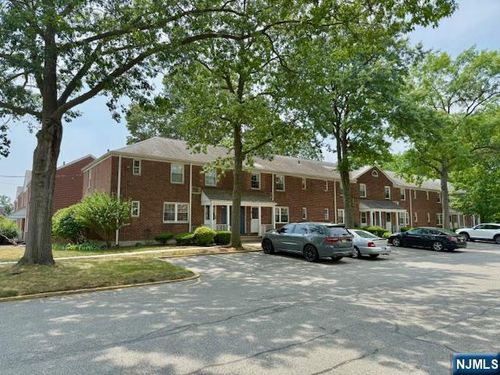 5 Clark Ct, Rutherford, NJ, 07070-1301 | Card Image