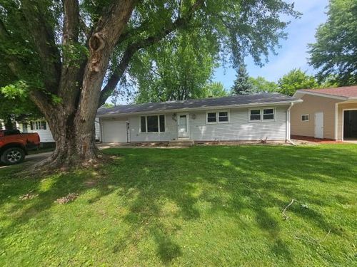 500 W Thomas Ave, Marshall, MN, 56258-2244 | Card Image