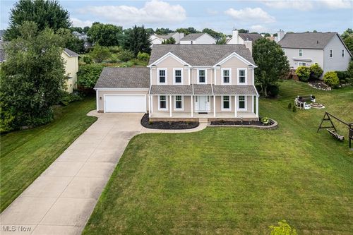 266 Silver Meadow Dr, Wadsworth, OH, 44281-8871 | Card Image
