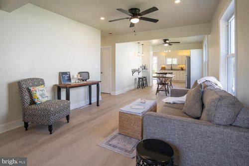 404 S Marlyn, ESSEX, MD, 21221 | Card Image