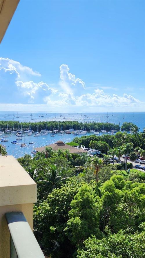 1012-2951 S Bayshore Dr, Miami, FL, 33133-6002 | Card Image