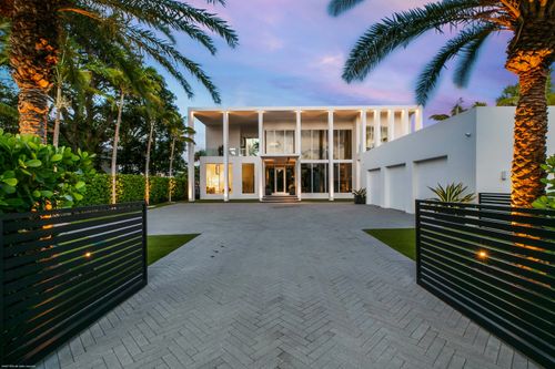 14844 Palmwood Rd, Palm Beach Gardens, FL, 33410-1020 | Card Image