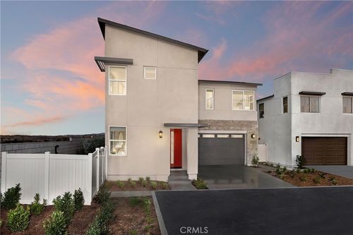 3377 E Moonstone Dr, Ontario, CA, 91761-3942 | Card Image