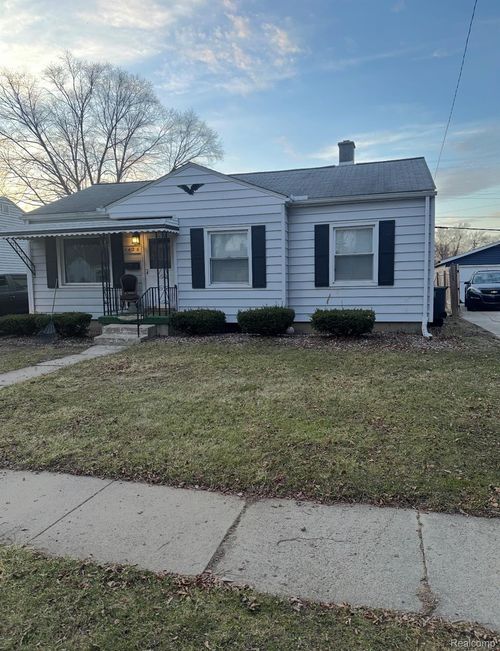 1436 Berrywood Ln, Flint, MI, 48507-5327 | Card Image