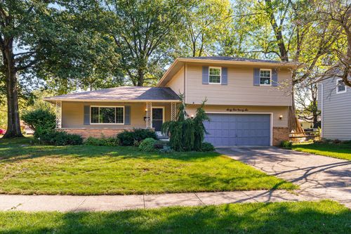 6496 Hearthstone Ave, Columbus, OH, 43229-1439 | Card Image