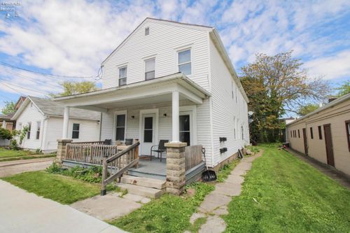 732 Warren St, Sandusky, OH, 44870-3767 | Card Image