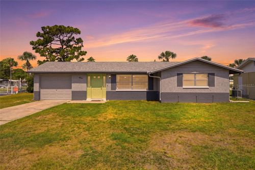 10737 Fillmore Ave, PORT RICHEY, FL, 34668-2112 | Card Image