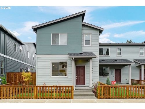 430 Sw 32nd St, Battle Ground, WA, 98604-1040 | Card Image