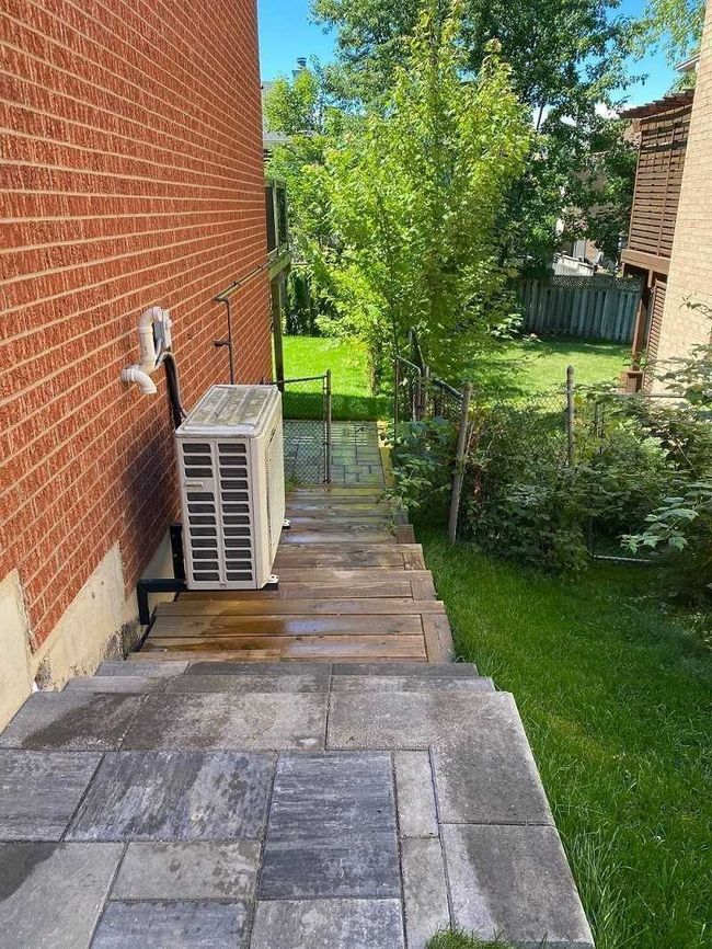 60 Dawlish Ave, House other with 4 bedrooms, 4 bathrooms and 4 parking in Aurora ON | Image 38