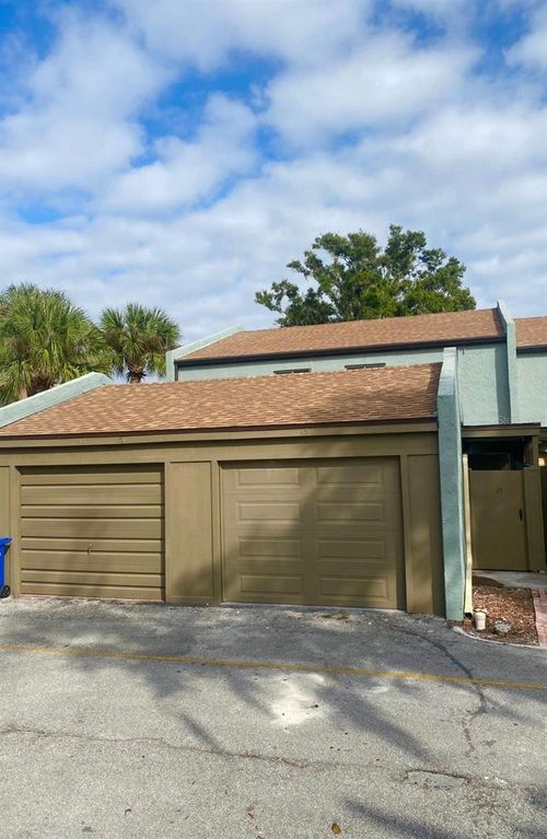 15-2500 21st St Nw, WINTER HAVEN, FL, 33881-1278 | Card Image