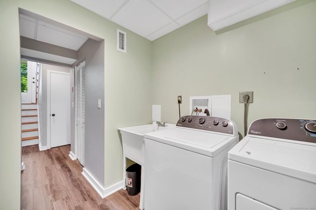 65 Birch Hill Rd, House other with 4 bedrooms, 3 bathrooms and null parking in Newtown CT | Image 38