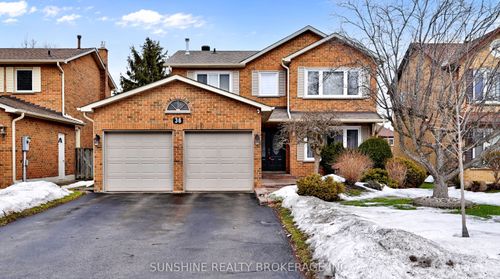 36 Hemlock Dr, Markham, ON, L3P4M6 | Card Image