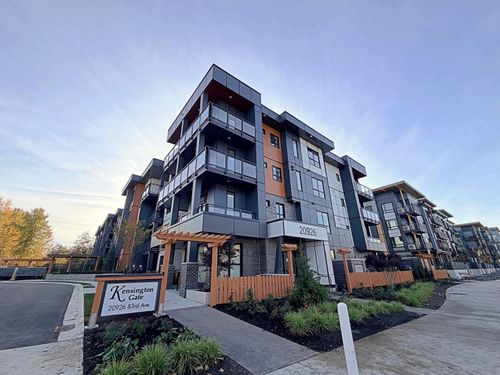 420-20926 83 Ave, Langley, BC, V2Y3Y9 | Card Image