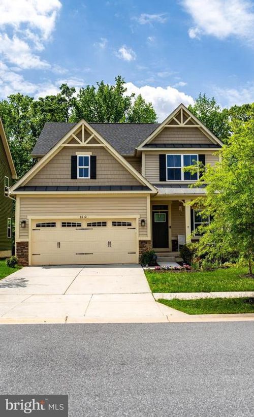 8212 Hickory Hollow Dr, GLEN BURNIE, MD, 21060-8698 | Card Image