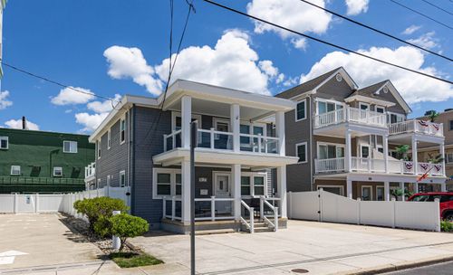417 E Monterey Ave, Wildwood Crest, NJ, 08260-3625 | Card Image