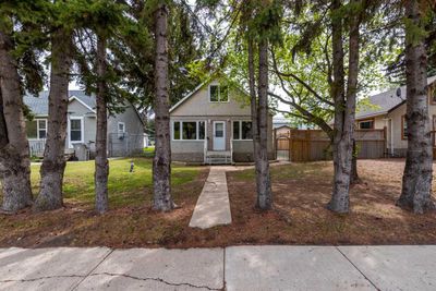 4631 45 St, House detached with 3 bedrooms, 1 bathrooms and 3 parking in Lloydminster SK | Image 2