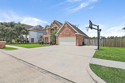 6707 Haider Avenue, House other with 3 bedrooms, 2 bathrooms and null parking in Baytown TX | Image 3