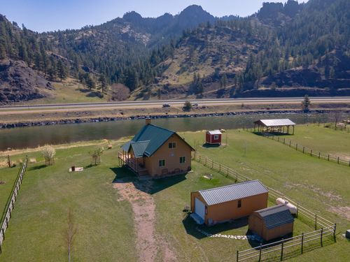 29 Missouri Overlook Dr, Cascade, MT, 59421-8441 | Card Image