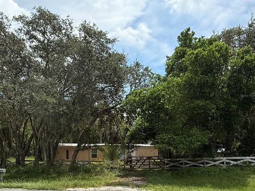 8661 E C 48, Center Hill, FL, 33514-4824 | Card Image