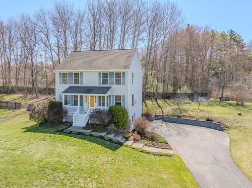 19 Squire Dr, Somersworth, NH, 03878-2826 | Card Image