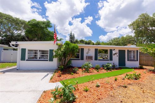 10791 105th St, LARGO, FL, 33773-3920 | Card Image