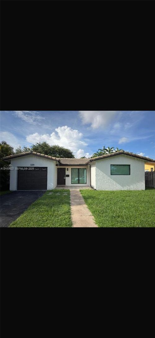 5209 Cleveland St, Hollywood, FL, 33021-4609 | Card Image