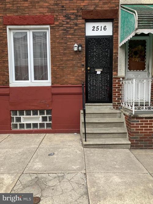 2516 S 6th St, Philadelphia, PA, 19148-4623 | Card Image