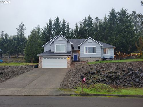 1853 E Sixth Ave, Sutherlin, OR, 97479 | Card Image