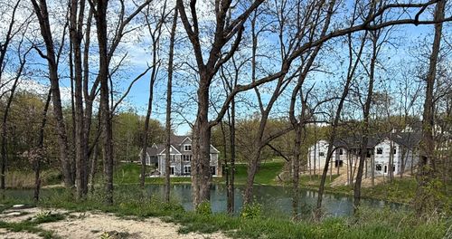 702 W Bay Ct, Crown Point, IN, 46307 | Card Image