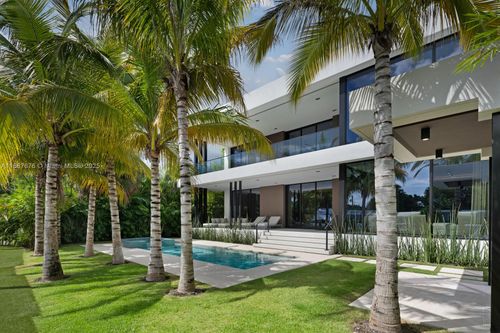 13225 Arch Creek Ter, North Miami, FL, 33181-2237 | Card Image