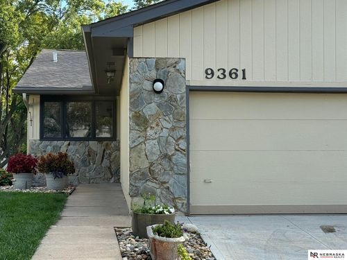 9361 Hillside Plz, Omaha, NE, 68114-1227 | Card Image