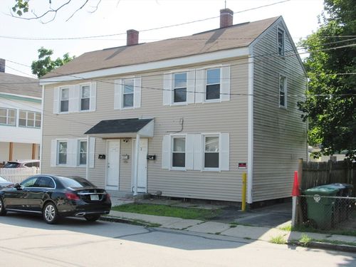 3 Howard St, Nashua, NH, 03060-3560 | Card Image