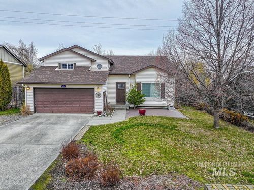 426 Quail Run Dr, Moscow, ID, 83843-8209 | Card Image