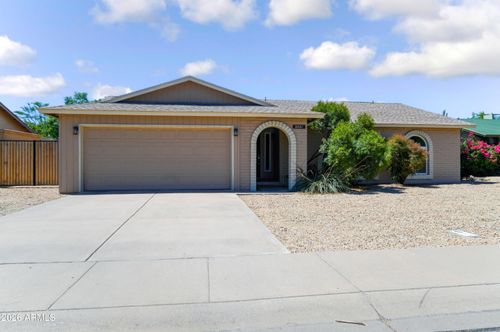2421 W Brooks St, Chandler, AZ, 85224-2530 | Card Image