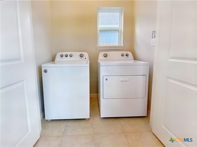121 Duck Creek Trl, House other with 2 bedrooms, 2 bathrooms and null parking in San Marcos TX | Image 12