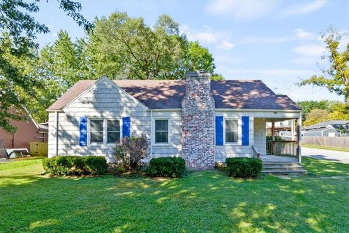 5600 Maple St, Mission, KS, 66202-1936 | Card Image