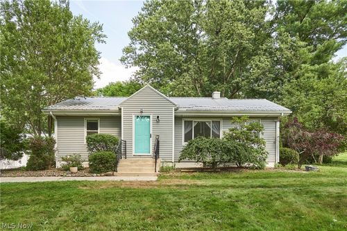 7091 Akron Ave Nw, New Franklin, OH, 44614 | Card Image