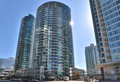 907 - 373 Front St W, Condo with 2 bedrooms, 2 bathrooms and 1 parking in Toronto ON | Image 2