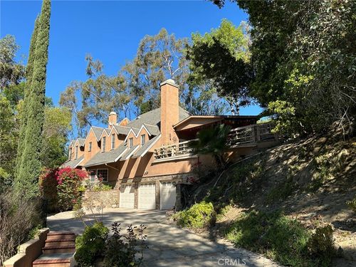 300 S Timken Rd, Anaheim, CA, 92808-1383 | Card Image