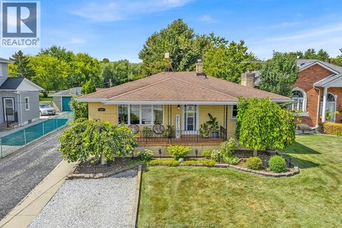 542 Second Concession, Amherstburg, ON, N9V3R3 | Card Image