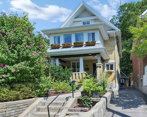 117 Bellhaven Rd, Toronto, ON, M4L3J9 | Card Image