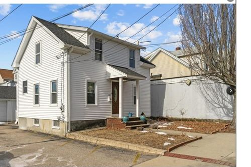 1022 Charles St, North Providence, RI, 02904-5072 | Card Image