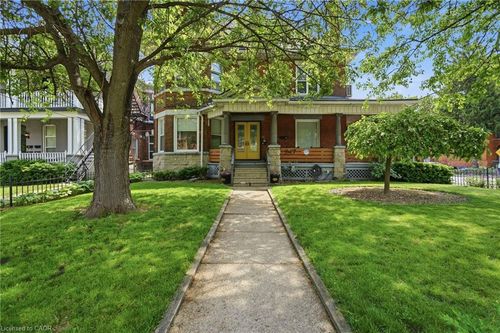 147 Emerald St S, Hamilton, ON, L8N2V4 | Card Image